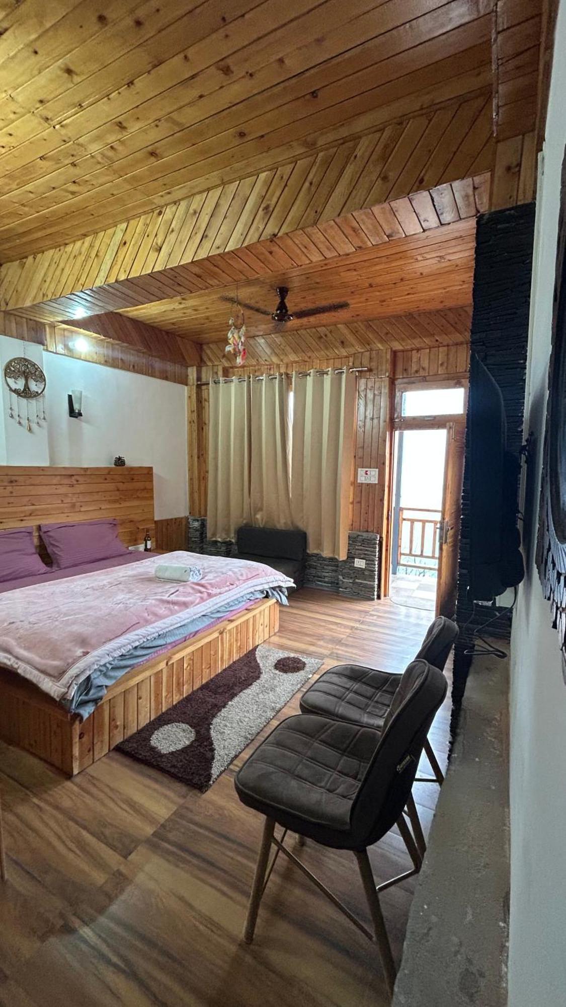 The Himalayan Sukoon Villa Near Jibhi Banjār 外观 照片